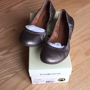 Lucky Brand metallic flats size 7